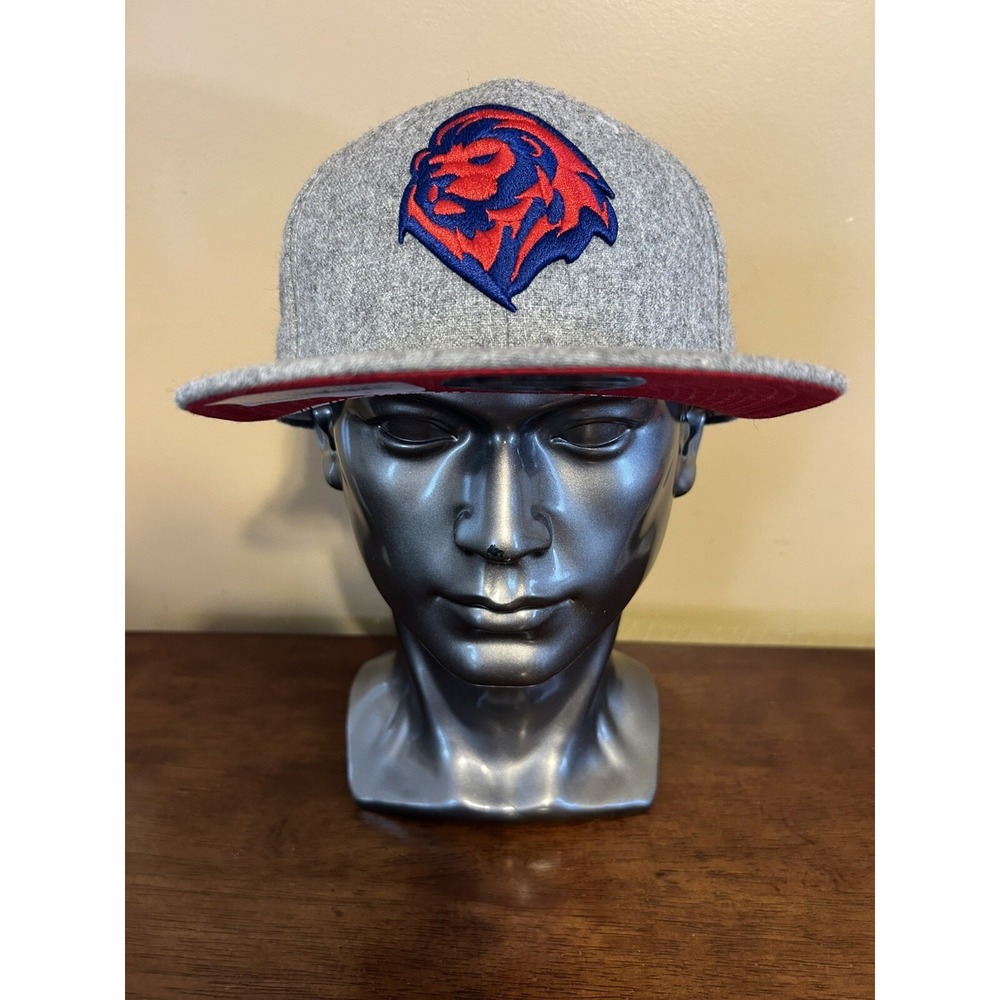 Fred Segal New Era 9FIFTY Lion Snapback Hat Gray Red Blue FSCB0036 NWT Mens